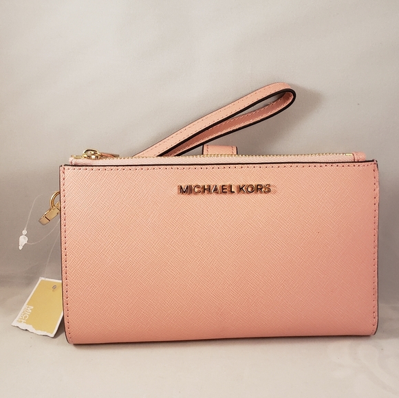 Michael Kors Handbags - Michael Kors Jet Set Travel Double Zip Wristlet